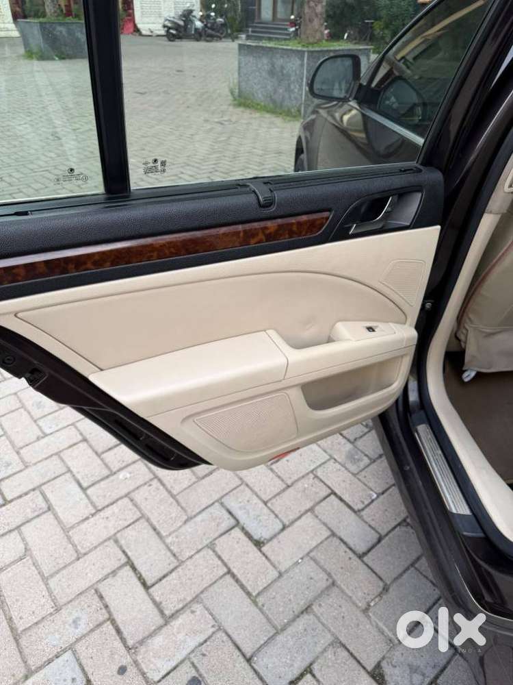 Skoda Superb Elegance Tdi 2.0 At, 2014, Diesel
