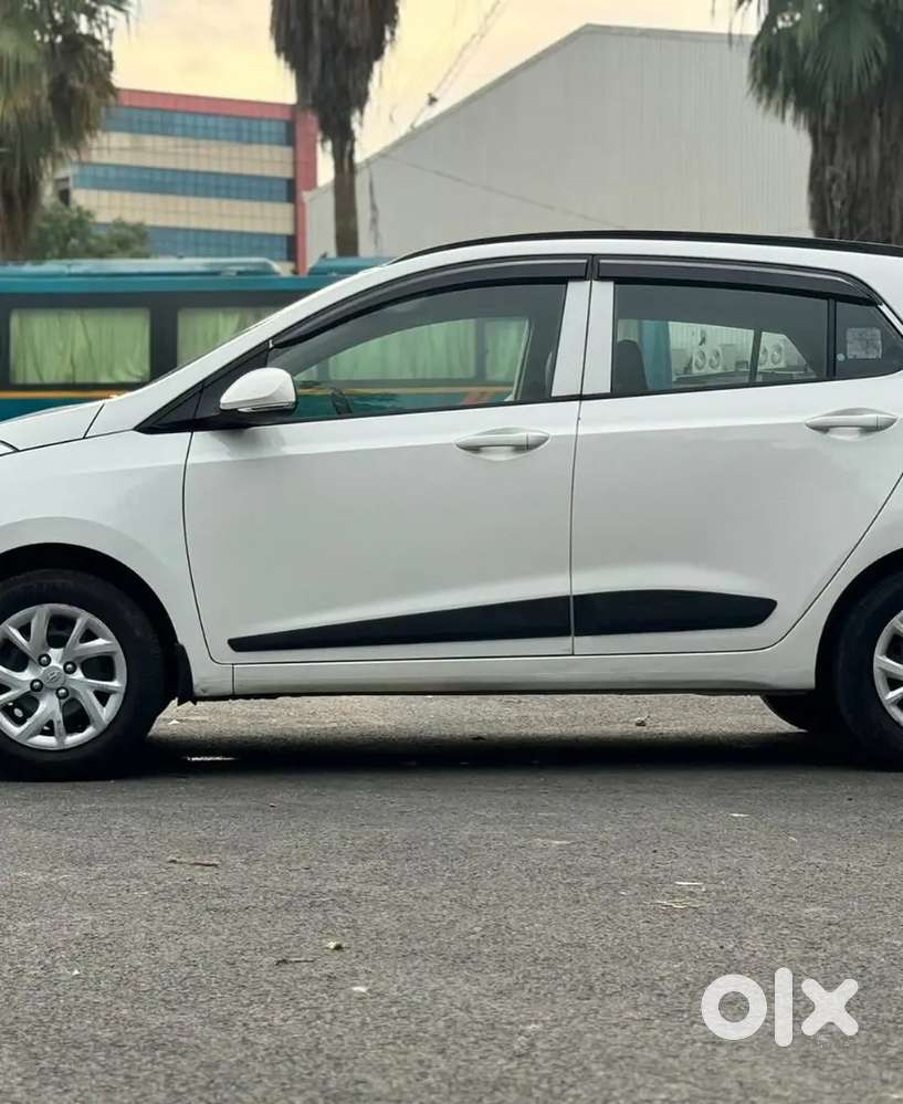 Hyundai Grand I10 2017 Petrol 45000 Km Driven