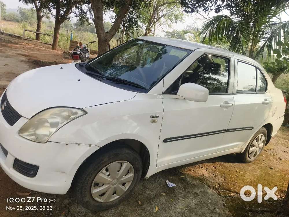 Maruti Suzuki Swift Dzire 2013 Diesel Well Maintained
