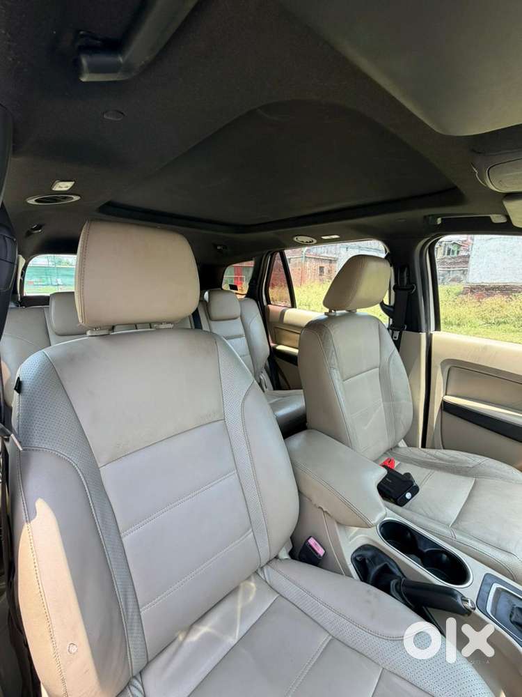 Ford Endeavour 3.2 Titanium At 4x4, 2016, Diesel