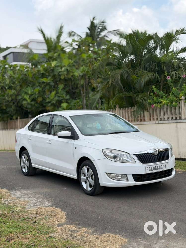 Skoda Rapid Elegance Tdi Automatic 2015 Model .
