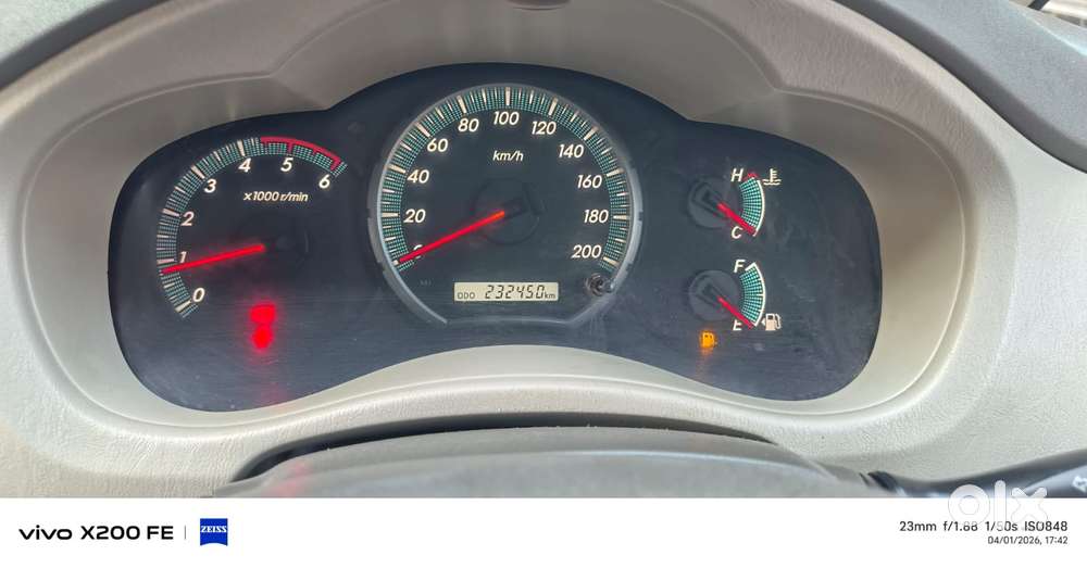 Toyota Innova 2.5 Vx 8 Str Bs-iii, 2014, Diesel