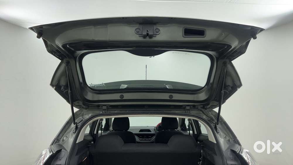 Tata Nexon 1.2 Revotron Xm, 2023, Petrol