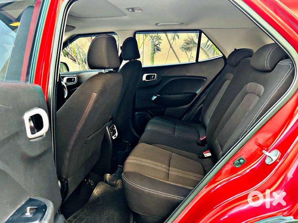 Hyundai Venue 1.0 Sx Turbo Imt, 2022, Petrol