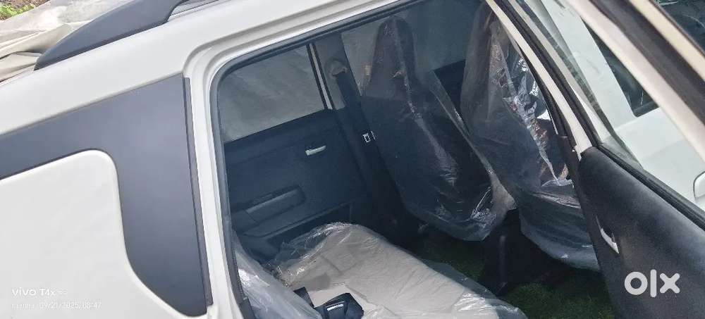 Maruti Suzuki Wagon R 2023 Petrol 1600 Km Driven