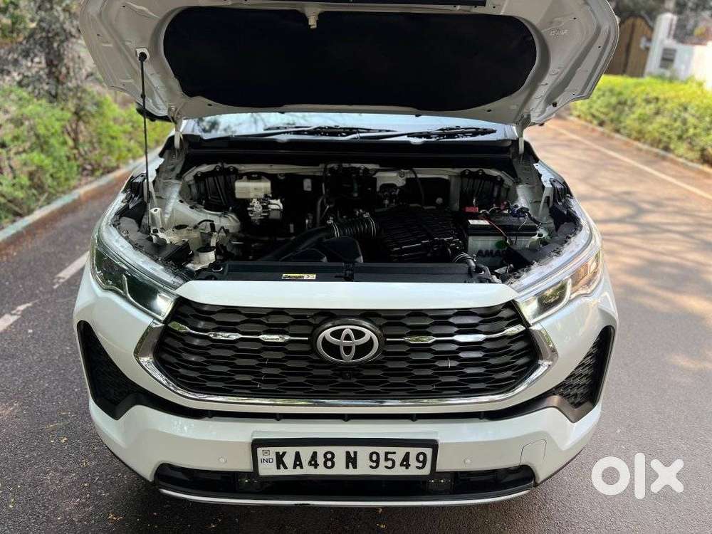 Toyota Innova Hycross 2.0 Vx Hybrid 8 Str, 2023, Petrol