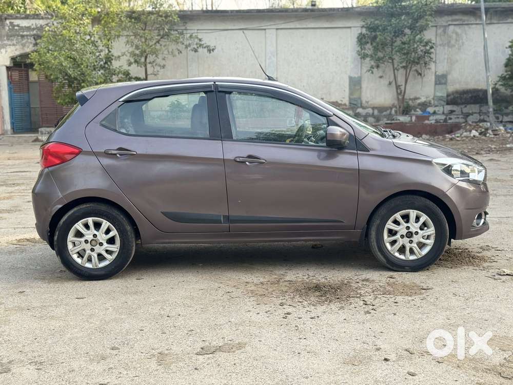 Tata Tiago 1.2 Revotron Xz (o), 2016, Petrol