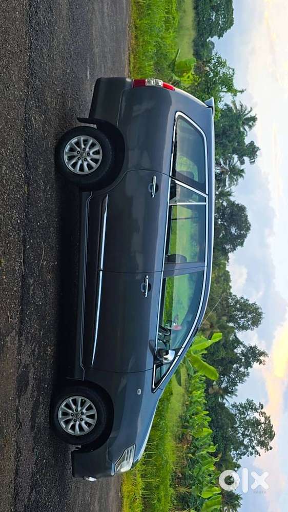 Toyota Innova 2.5 G (diesel) 7 Seater, 2015, Diesel