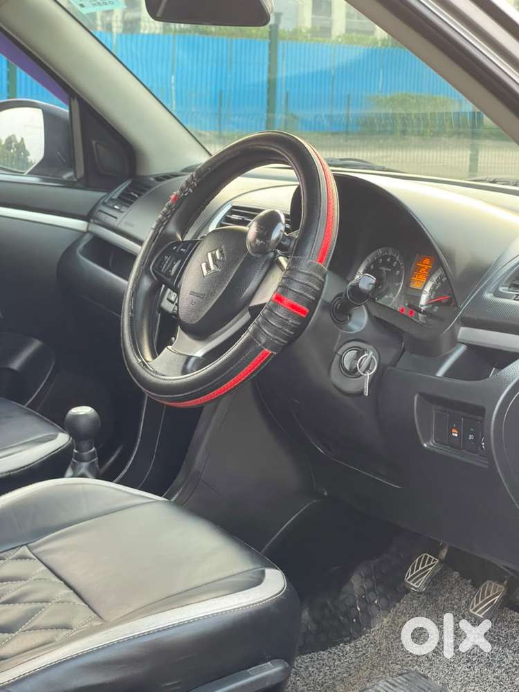Maruti Suzuki Swift Vvt Zxi, 2014, Petrol
