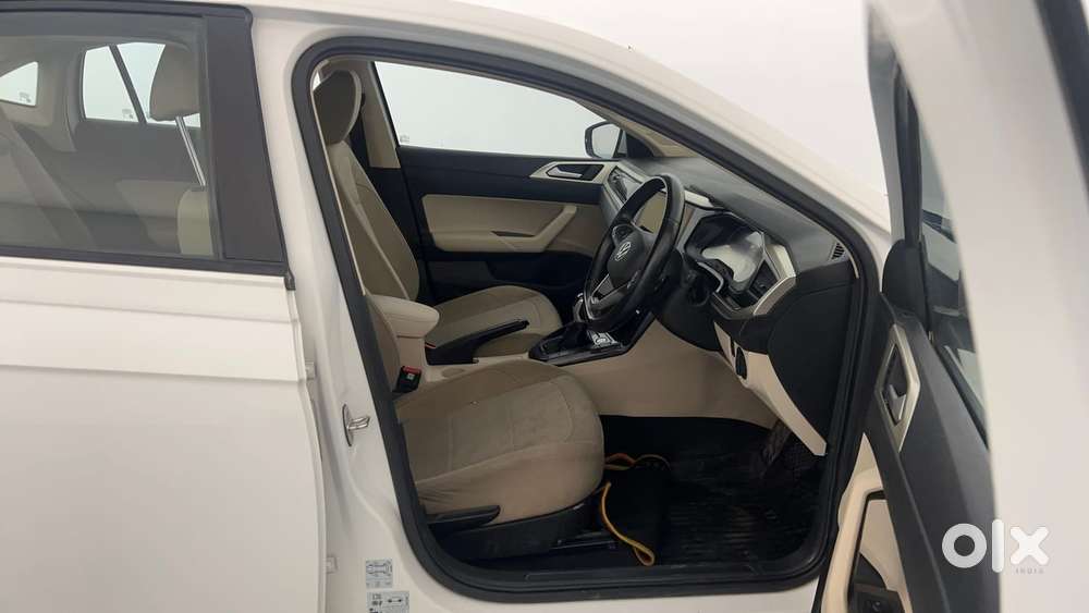 Volkswagen Virtus Highline Plus 1.0 Tsi At, 2023, Petrol