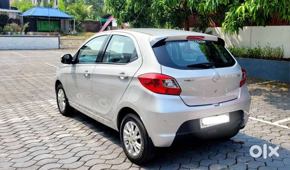 Tata Tiago 1.2 Revotron Xza, 2018, Petrol