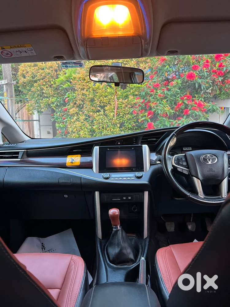 Toyota Innova Crysta 2017
