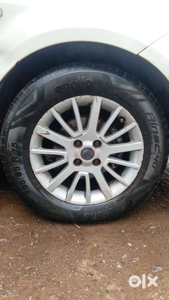 Fiat Linea Emotion 2009 Diesel Car