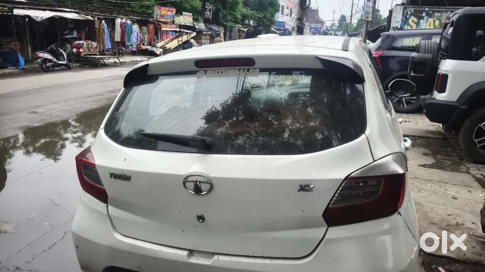 Tata Tiago Xz Diesel 2017