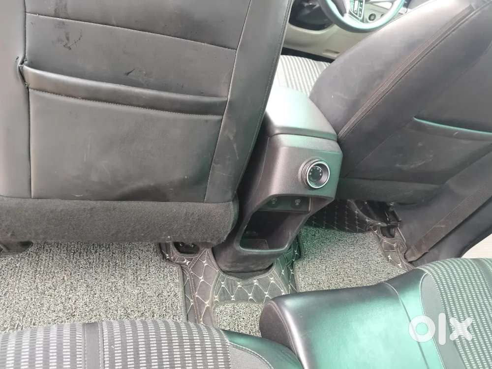 Kia Carens 1.4 Turbo 2023
