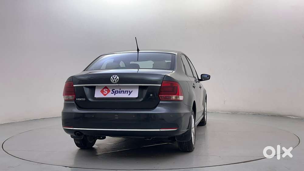 Volkswagen Vento Petrol Highline, 2016, Petrol