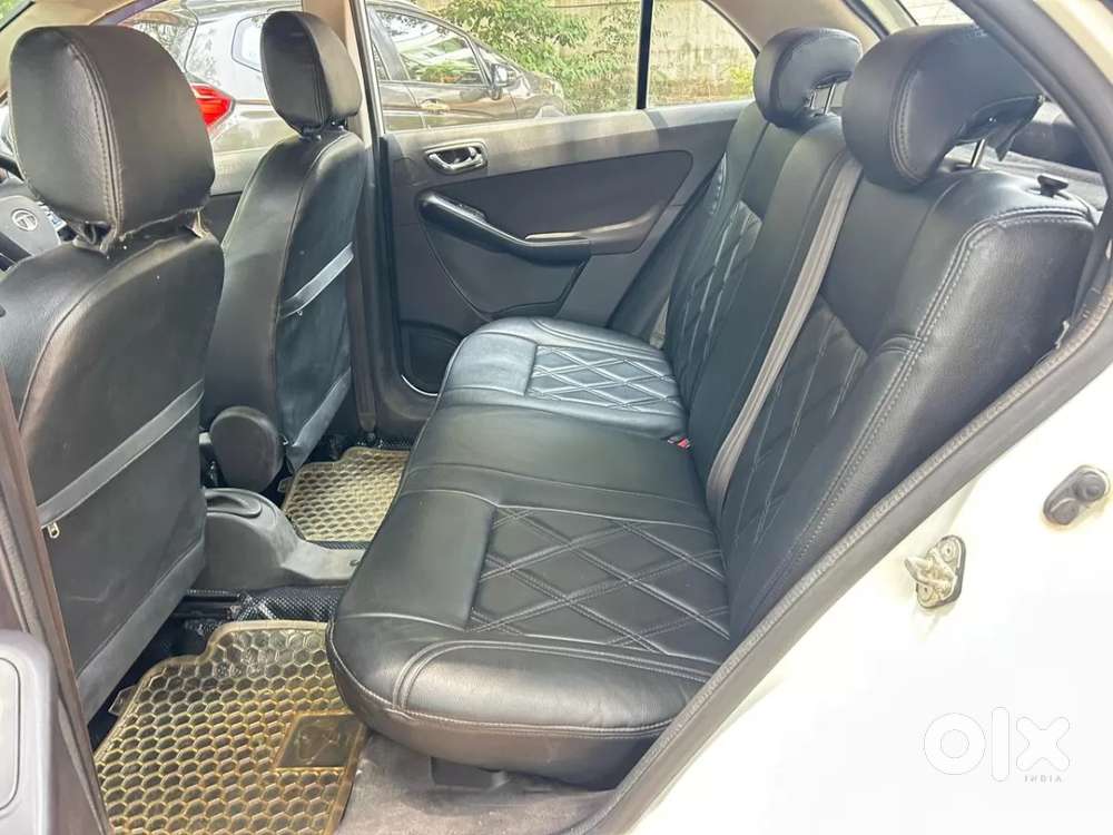 Tata Bolt Revotron Xt, 2015, Petrol