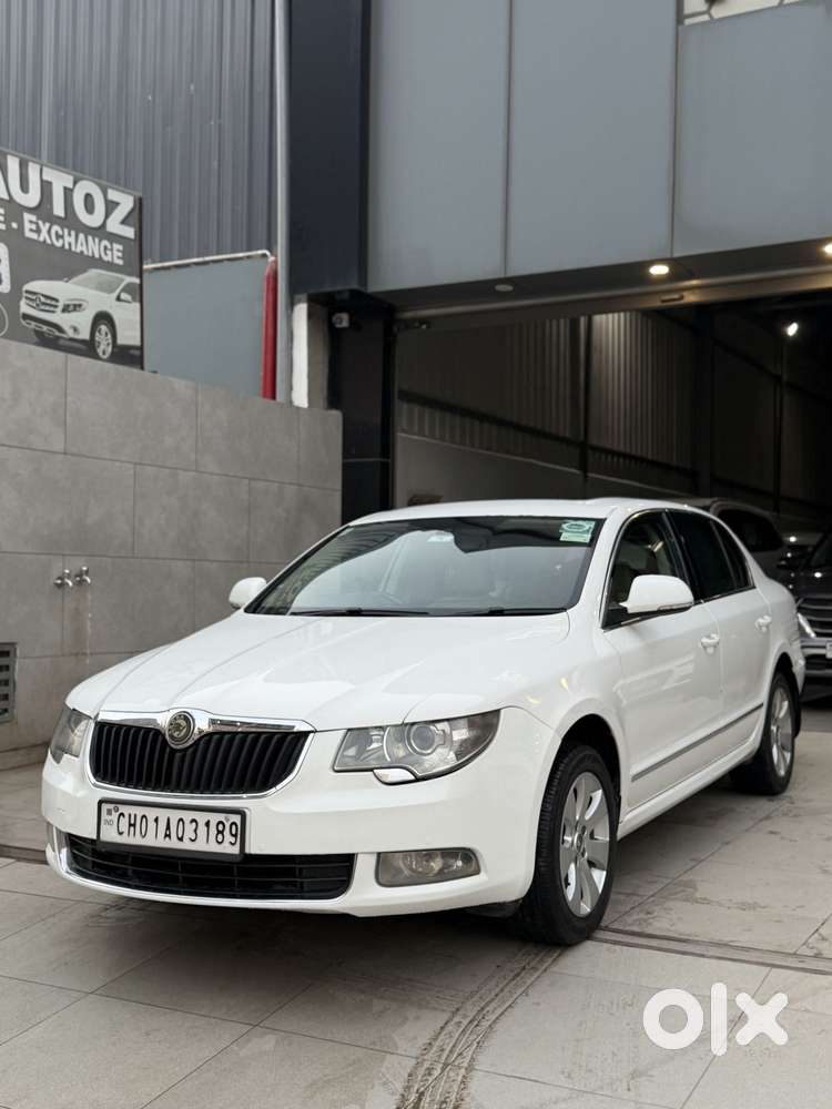Skoda Superb Elegance 2.0 Tdi Cr At, 2012, Diesel