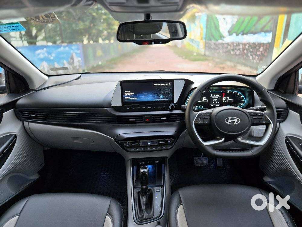 Hyundai I20 Asta (o) 1.2 Ivt, 2024, Petrol