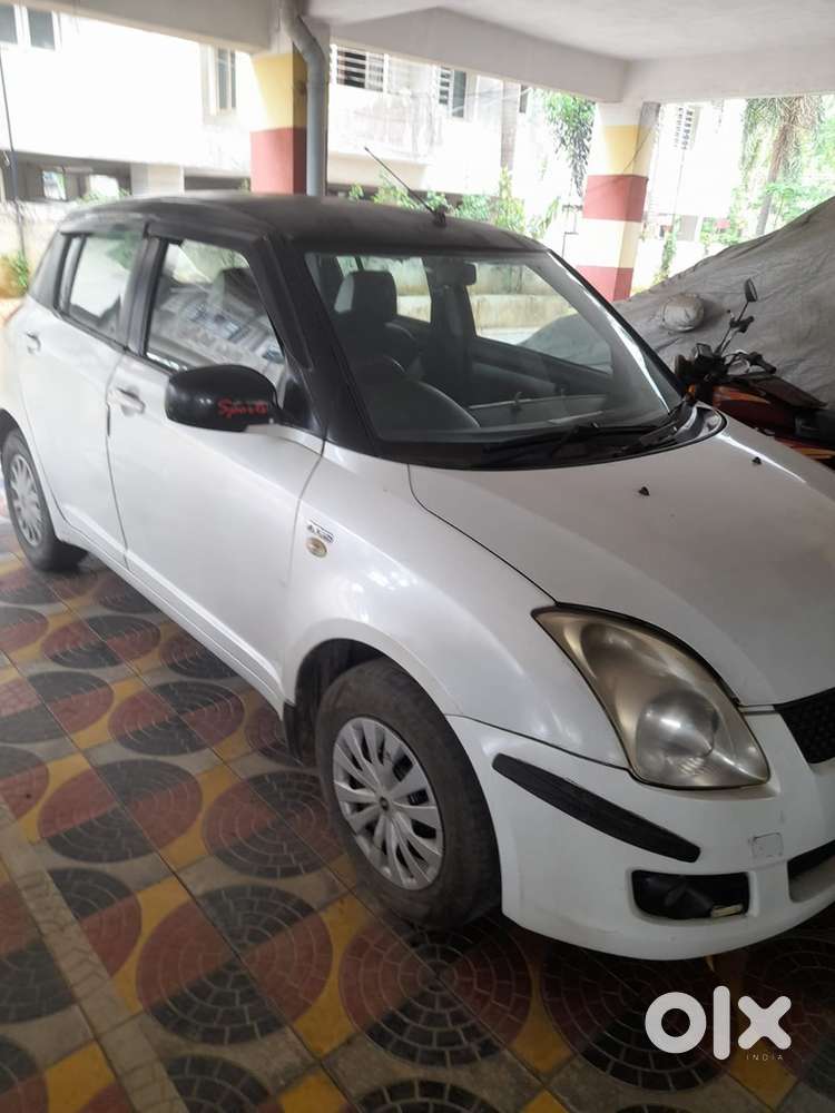 Maruti Suzuki Swift 2009 Diesel 142000 Km Driven