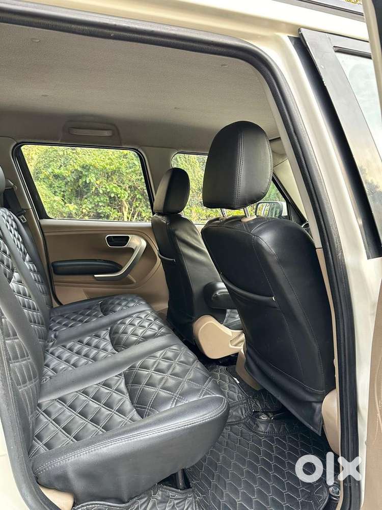 Mahindra Tuv 300 Mhawk100 T8, 2018, Diesel