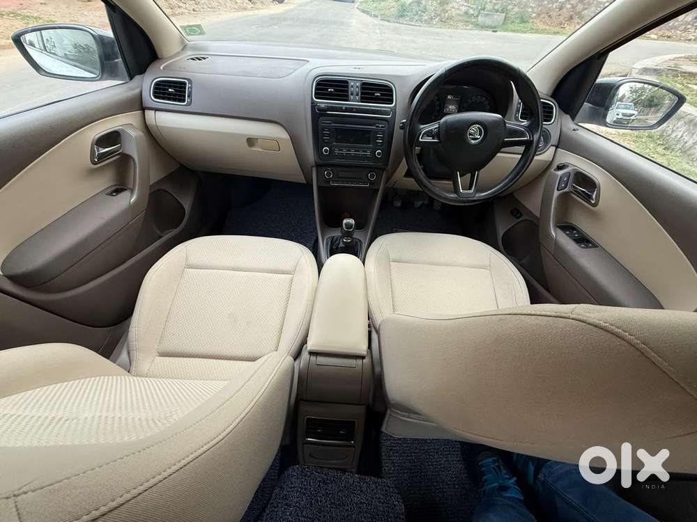 Skoda Rapid Elegance 1.6 Tdi Cr Manual, 2014, Diesel