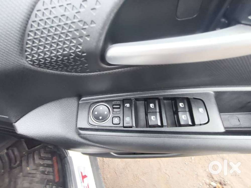 Kia Sonet Htk Plus G, 2022, Petrol