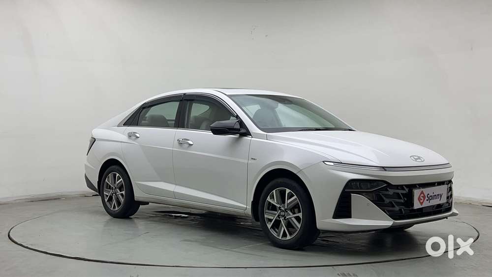 Hyundai Verna 1.5 Sx (o) Vtvt Ivt, 2023, Petrol