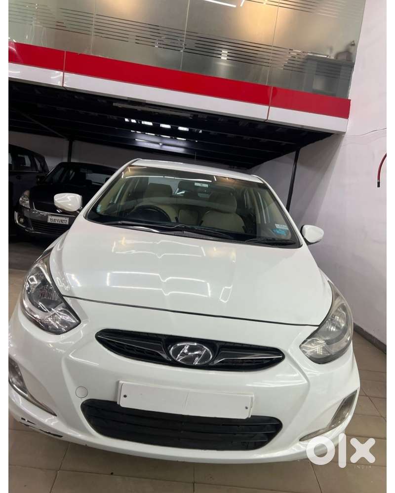 Hyundai Verna, 2012, Diesel