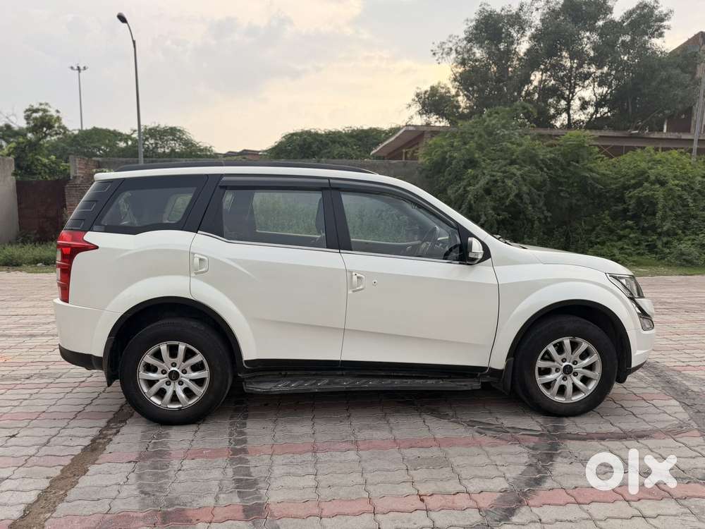 Mahindra Xuv500 At W10 Fwd, 2017, Diesel