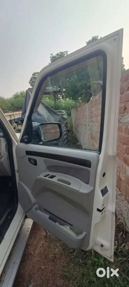 गाड़ी की कंडीशन बिल्कुल अच्छी है