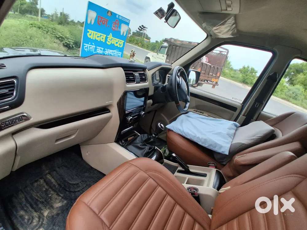 Mahindra Scorpio 2.2 S 2023
