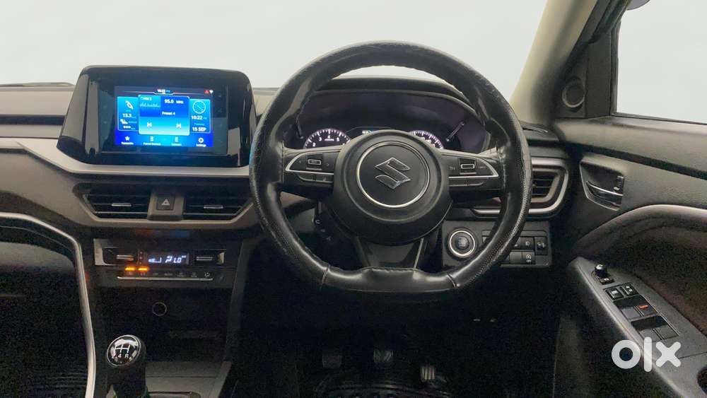Maruti Suzuki Brezza 1.5 Zxi Smart Hybrid, 2024, Petrol