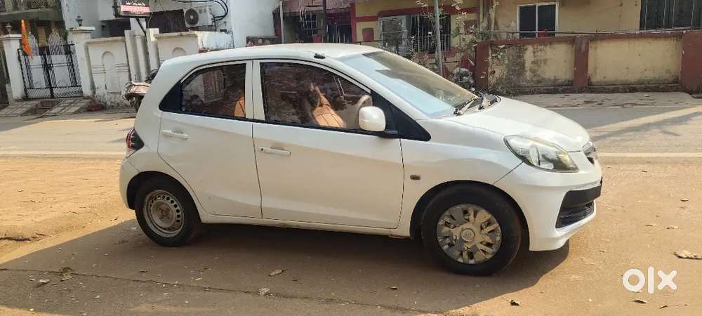 Honda Brio 2013 Petrol Well Maintained
