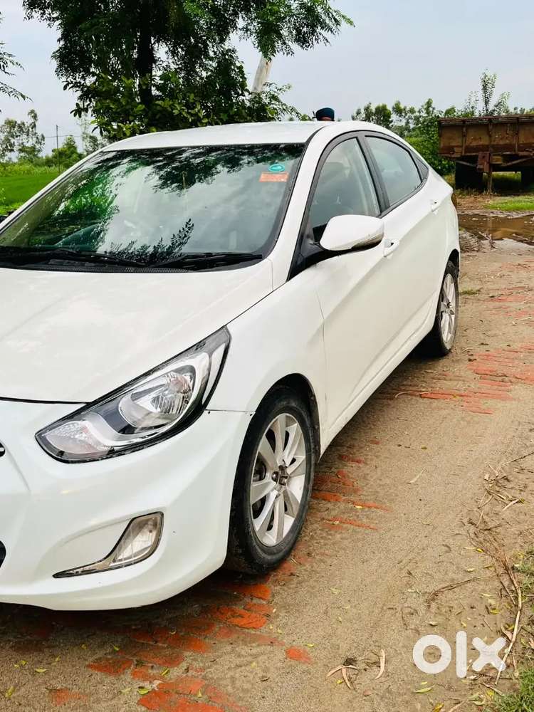 Hyundai Verna Diesel Manual 2012 Car