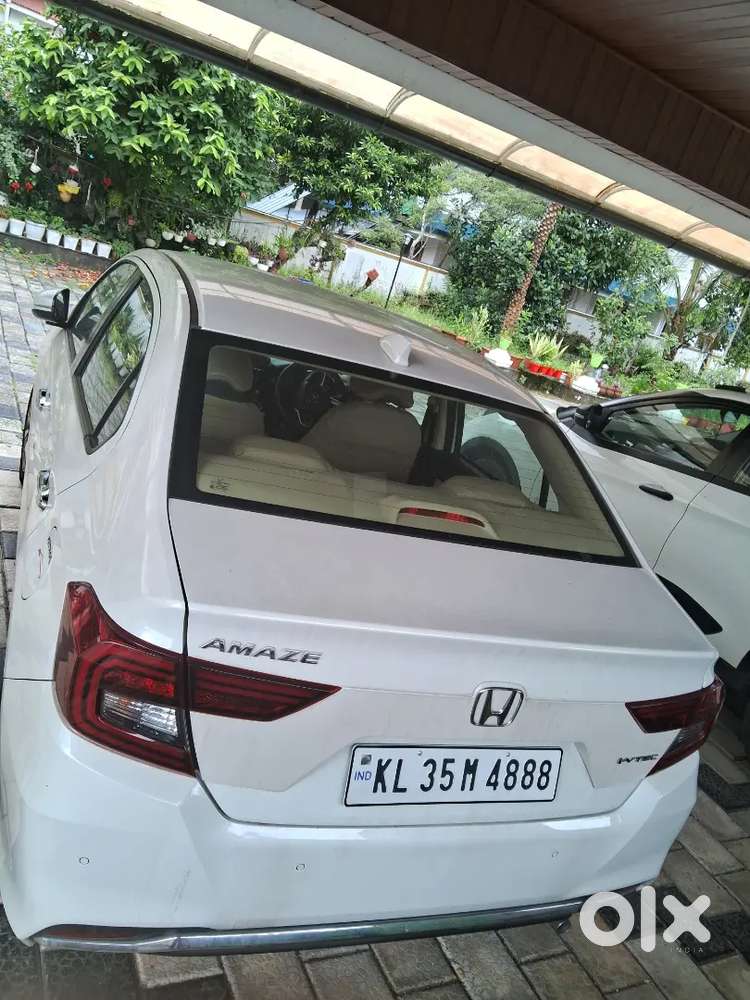 Honda Amaze 2024 Petrol 5000 Km Driven Show Room Condtion  Number