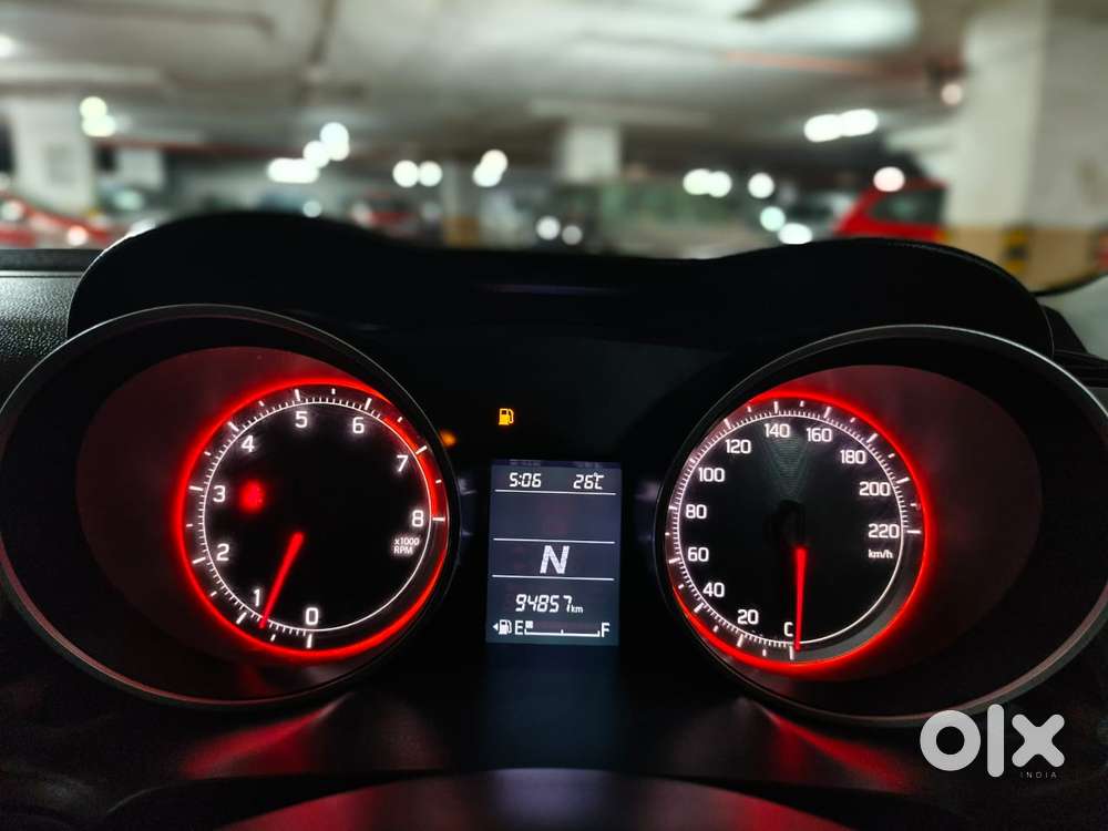 Maruti Suzuki Swift Amt Vvt Zxi, 2018, Petrol