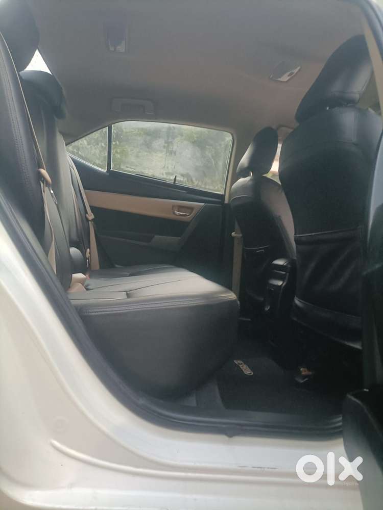 Toyota Corolla Altis 1.8 G, 2015, Petrol
