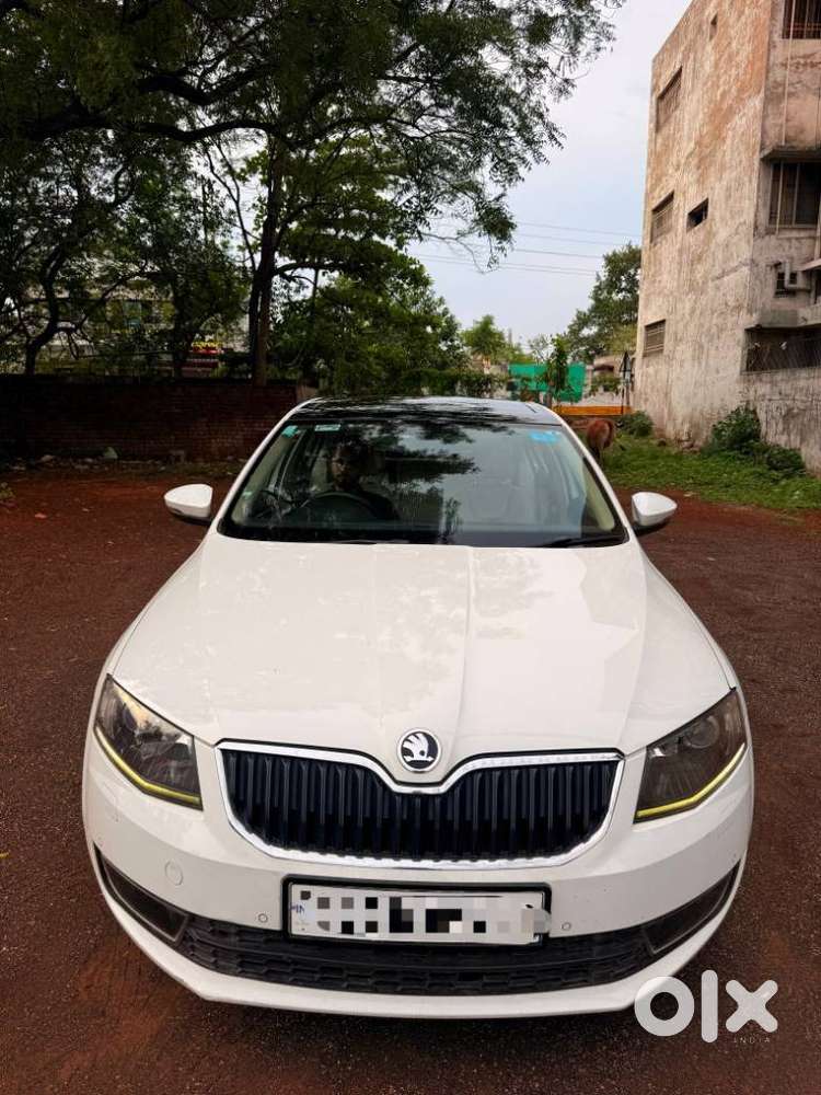 Skoda Octavia Style Plus 1.8 Tsi At, 2015, Petrol