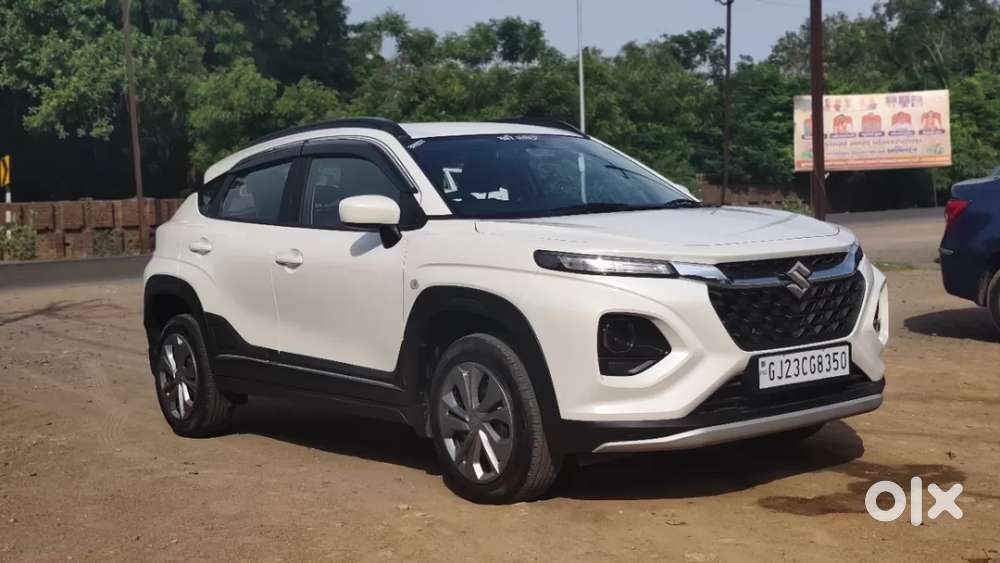Maruti Suzuki Fronx Sigma 1.2l Mt, 2024, Petrol