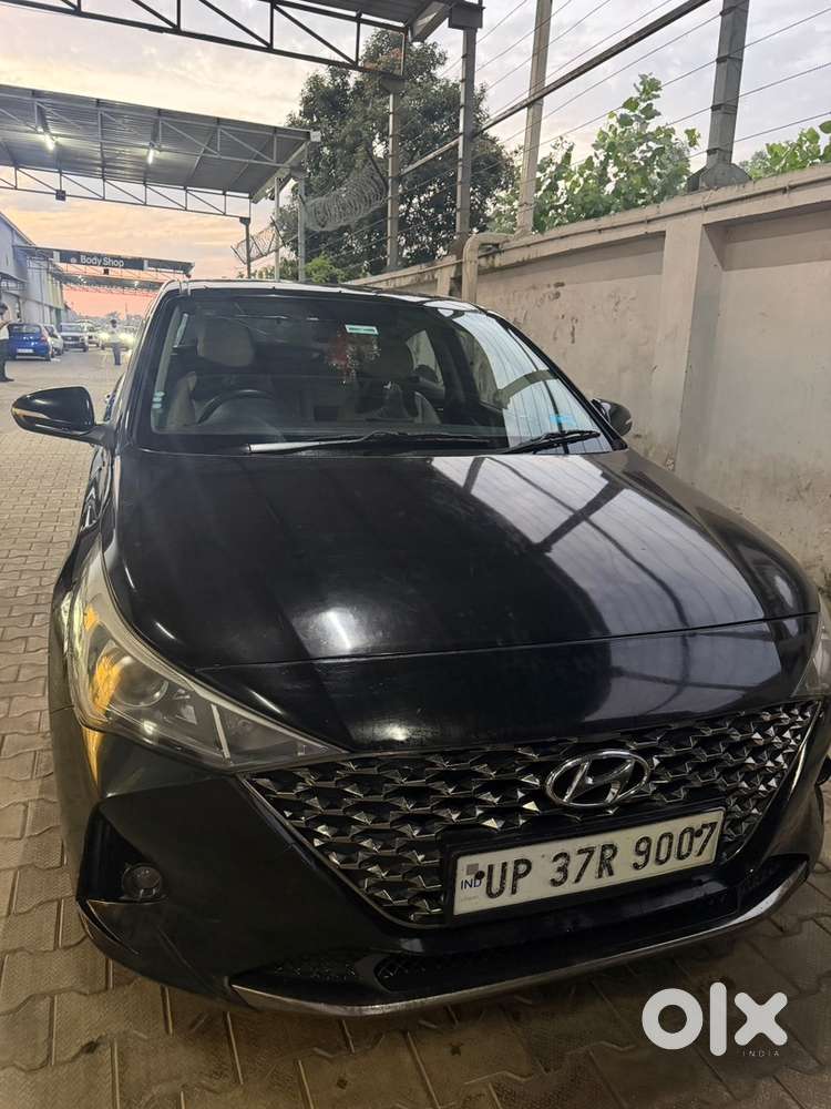 Hyundai Verna 2022 Diesel 100000 Km Driven