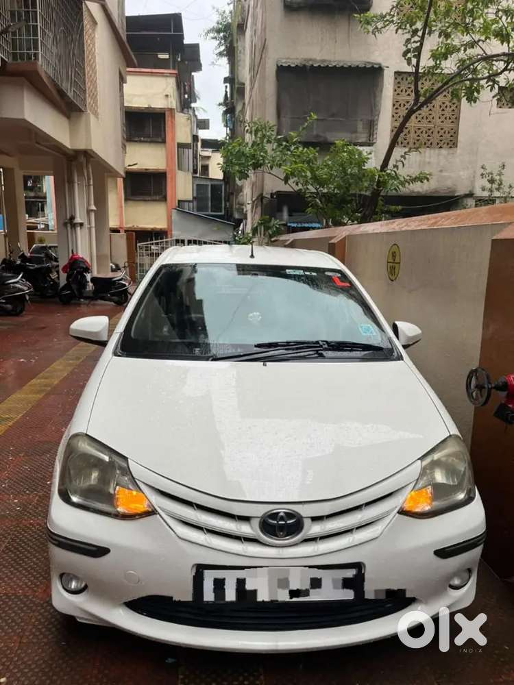 Toyota Etios Liva 2013
