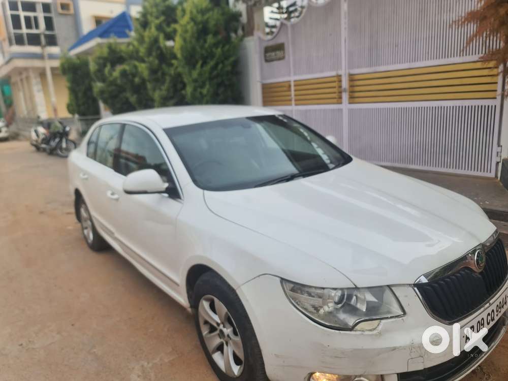 Skoda Superb 2.0 Ambition Tdi At, 2012, Diesel