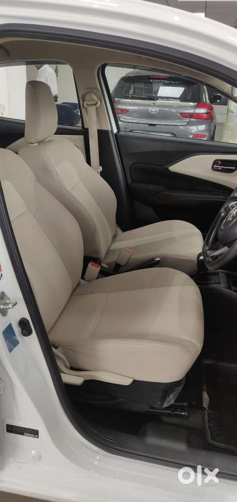 Maruti Suzuki Dzire Vxi Ags, 2025, Petrol