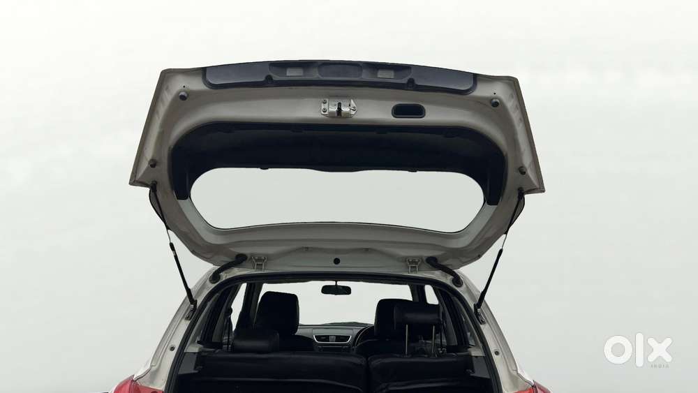 Maruti Suzuki Swift Vxi, 2016, Petrol