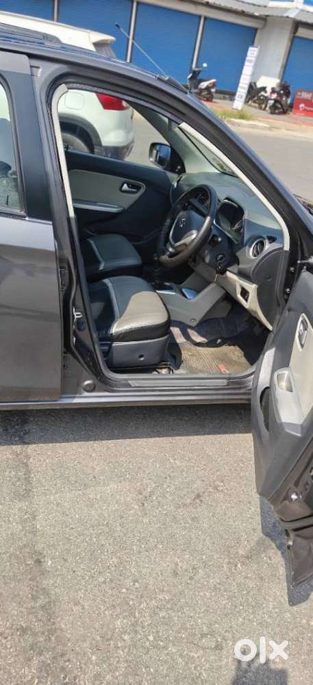 Maruti Suzuki Alto K10 Vxi, 2018, Petrol