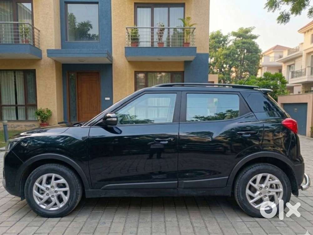 Mahindra Xuv300 W8, 2022, Petrol
