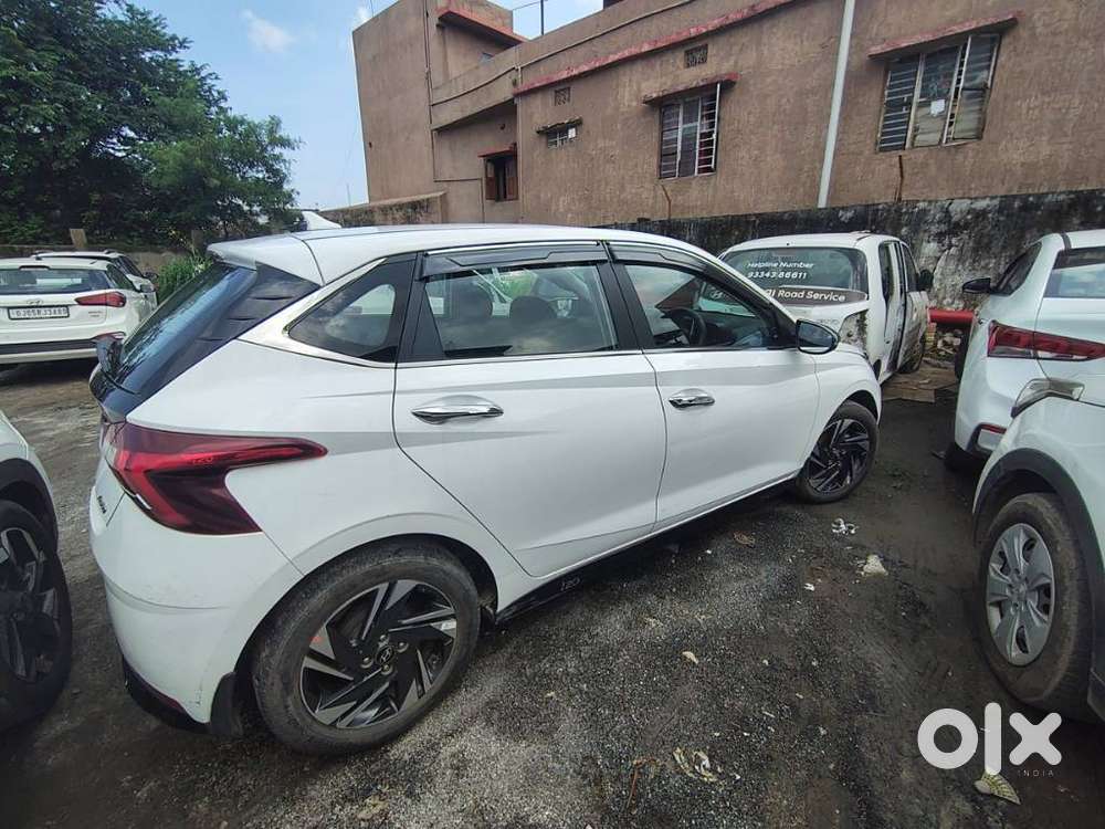Hyundai New I20 1.2 Asta (o) Mt, 2021, Petrol
