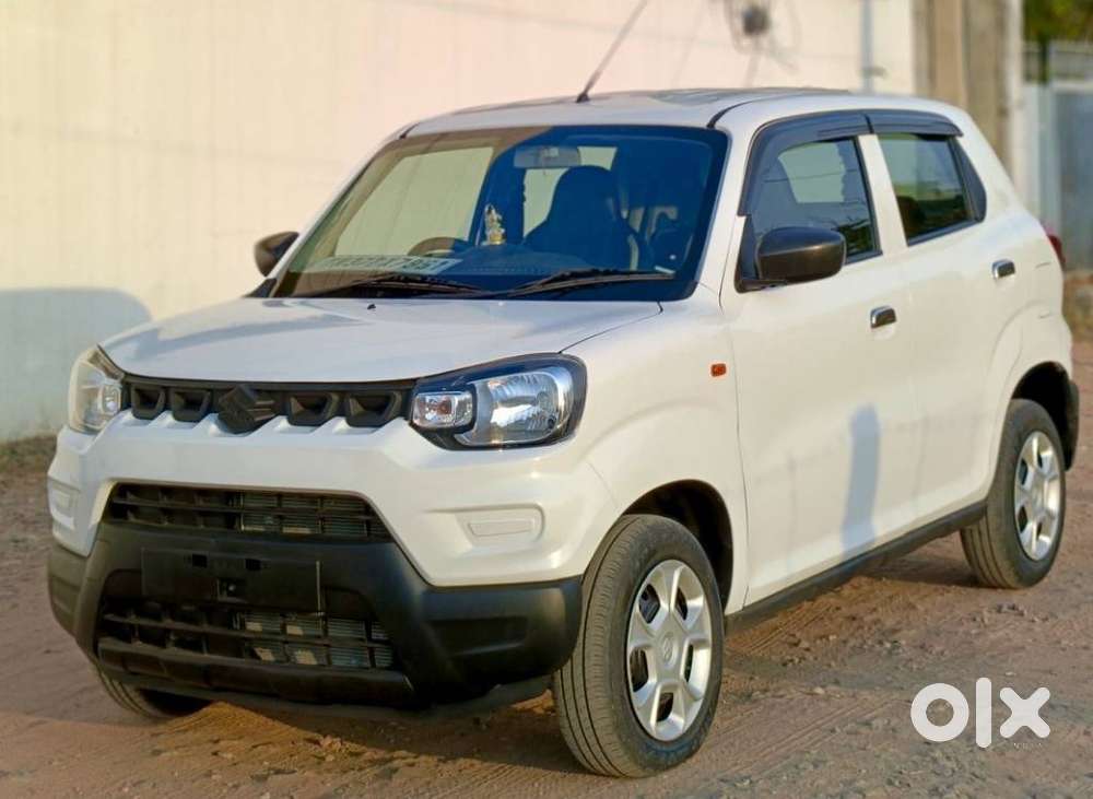 Maruti Suzuki S-presso Vxi, 2023, Petrol