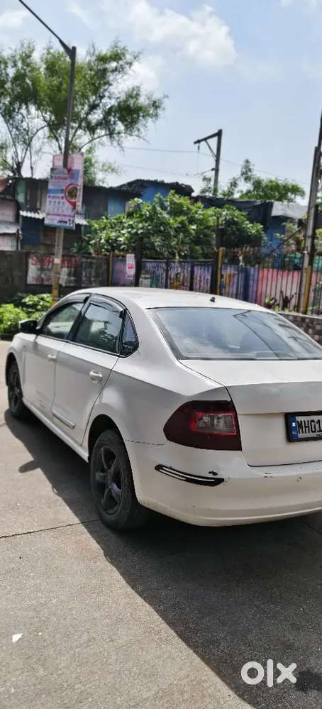 Skoda Rapid 1.6 Elegance 2014